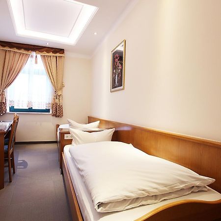 Hotel Europaeischer Hof 艾斯特维达 外观 照片