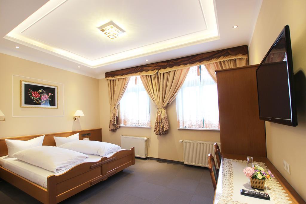 Hotel Europaeischer Hof 艾斯特维达 外观 照片